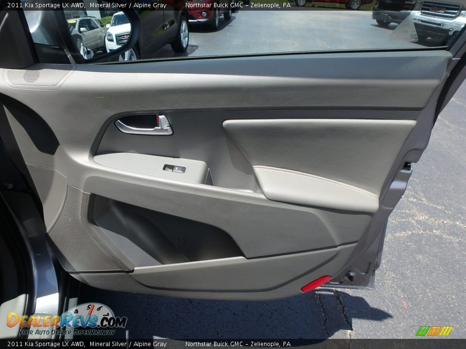 2011 Kia Sportage LX AWD Mineral Silver / Alpine Gray Photo #7