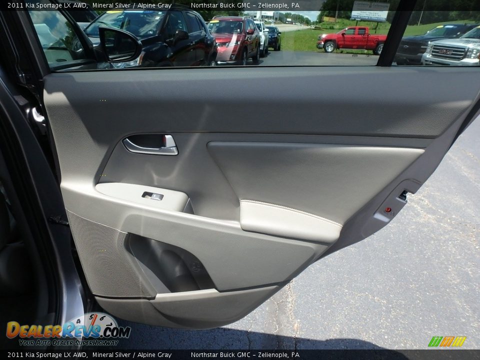 2011 Kia Sportage LX AWD Mineral Silver / Alpine Gray Photo #8