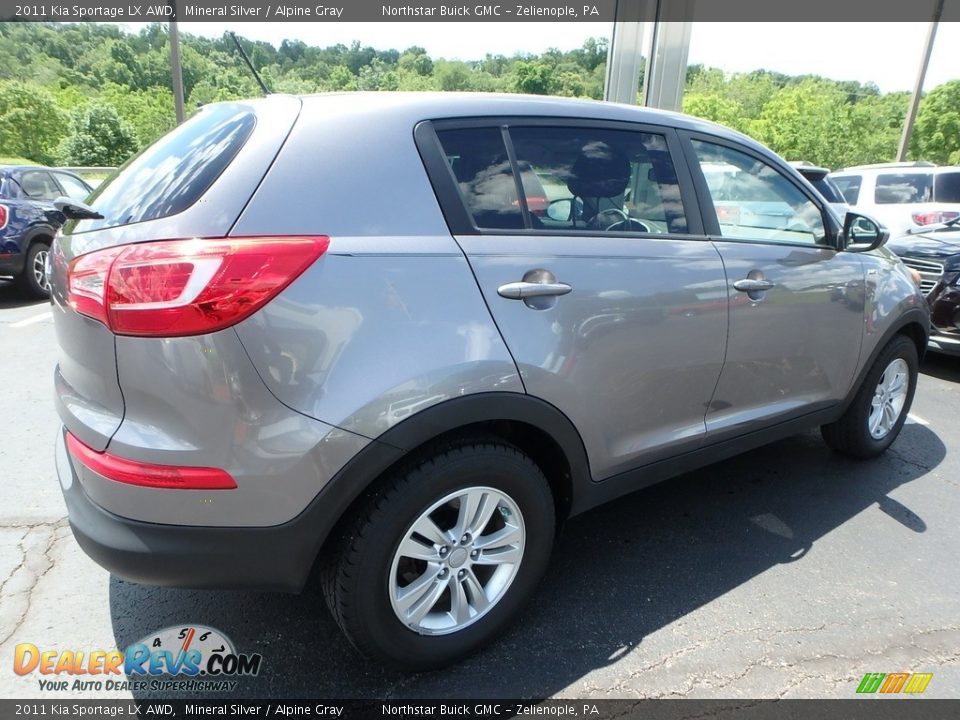 2011 Kia Sportage LX AWD Mineral Silver / Alpine Gray Photo #9