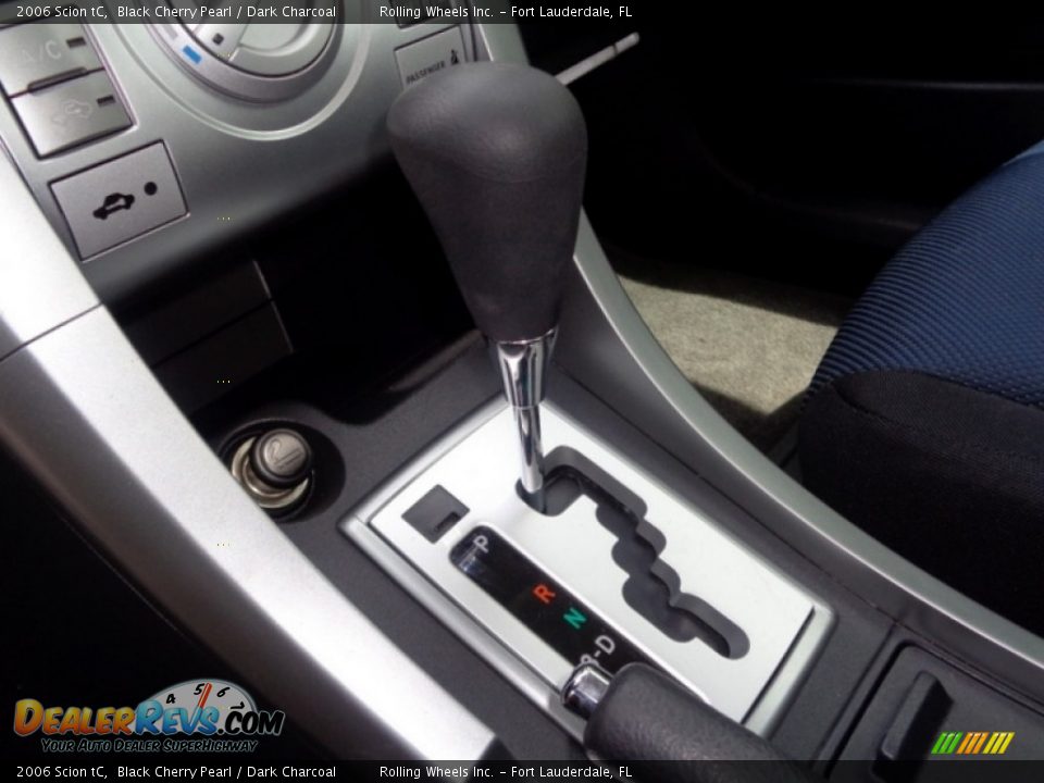 2006 Scion tC Black Cherry Pearl / Dark Charcoal Photo #17