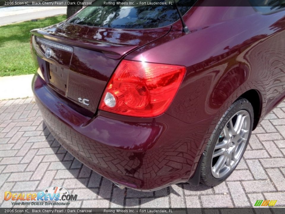 2006 Scion tC Black Cherry Pearl / Dark Charcoal Photo #34