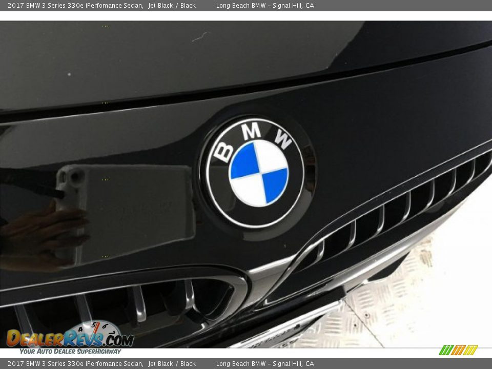 2017 BMW 3 Series 330e iPerfomance Sedan Jet Black / Black Photo #28