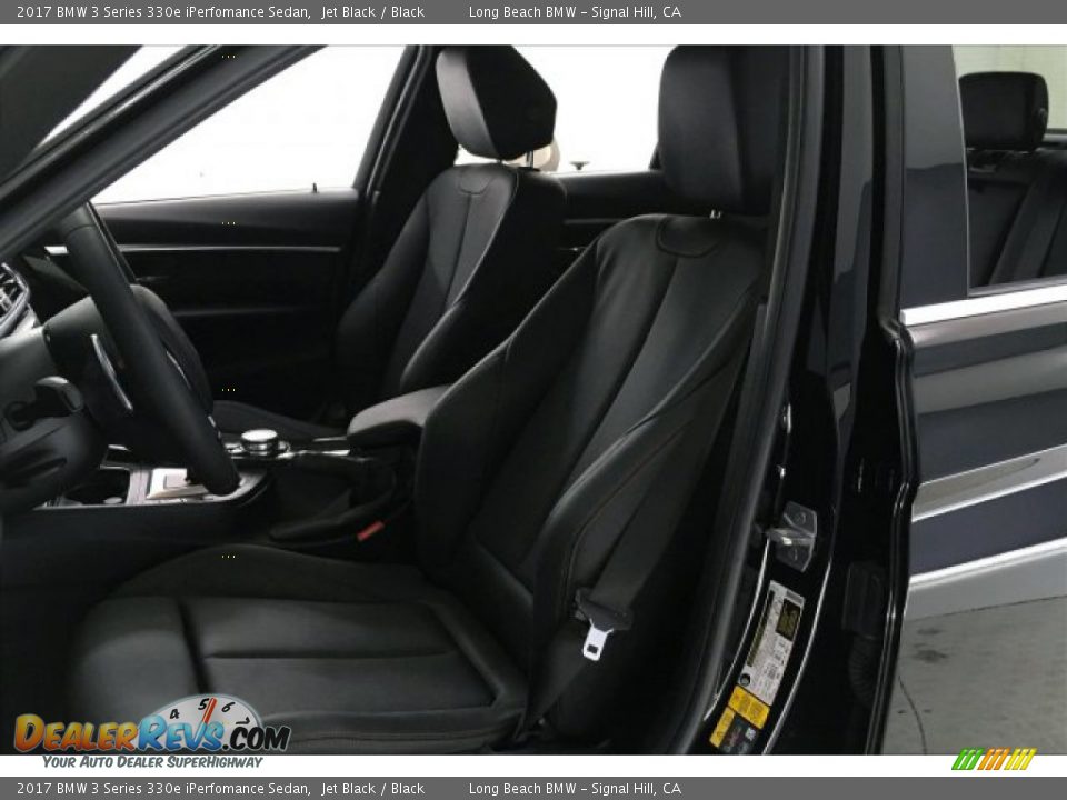 2017 BMW 3 Series 330e iPerfomance Sedan Jet Black / Black Photo #31