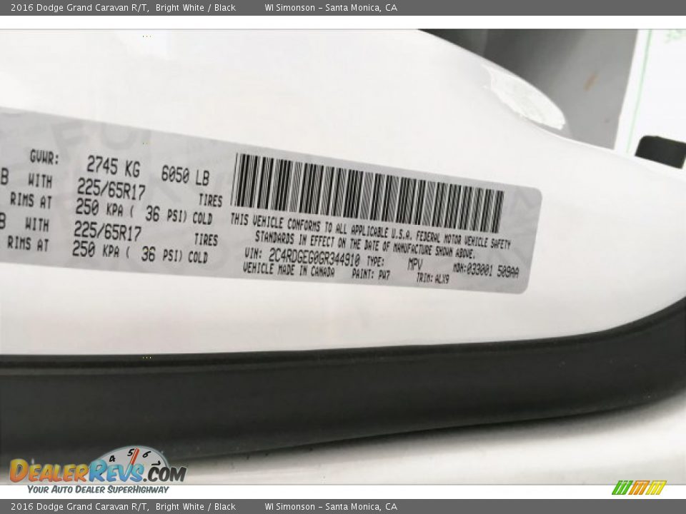 2016 Dodge Grand Caravan R/T Bright White / Black Photo #24