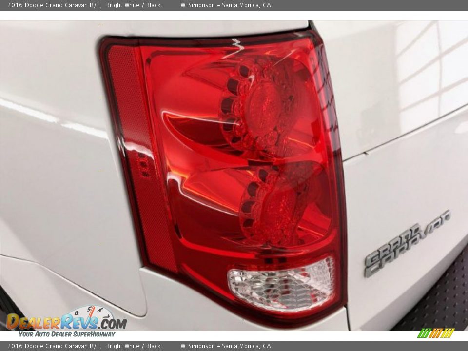 2016 Dodge Grand Caravan R/T Bright White / Black Photo #26