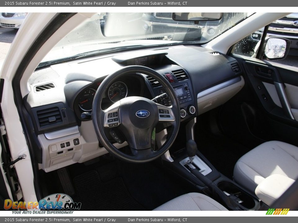 2015 Subaru Forester 2.5i Premium Satin White Pearl / Gray Photo #10
