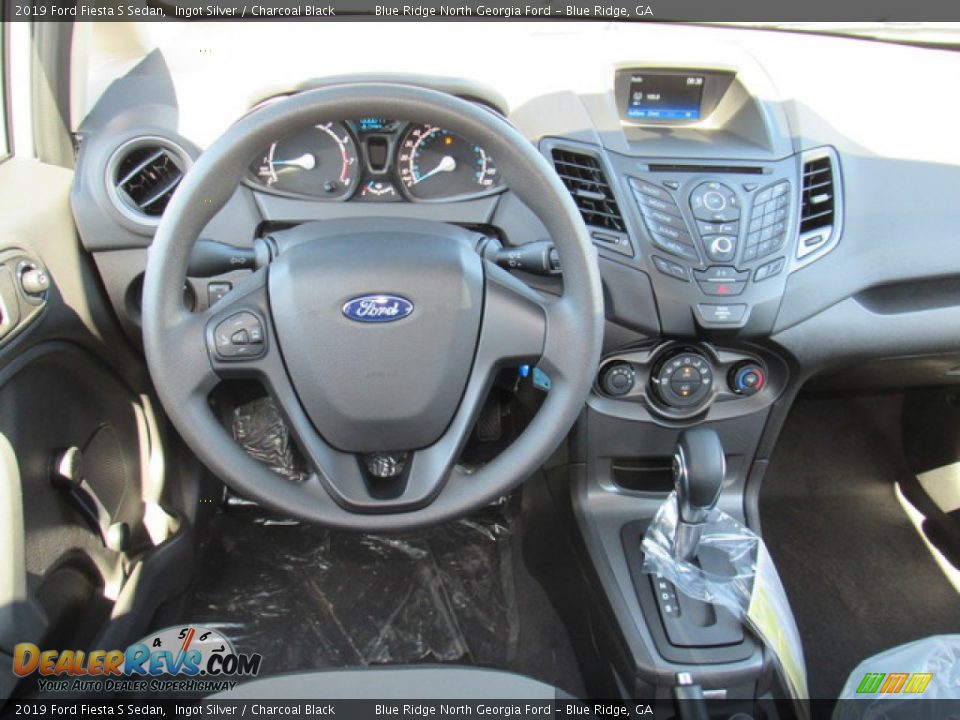 2019 Ford Fiesta S Sedan Ingot Silver / Charcoal Black Photo #18