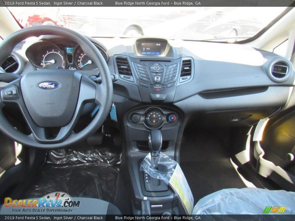 2019 Ford Fiesta S Sedan Ingot Silver / Charcoal Black Photo #19