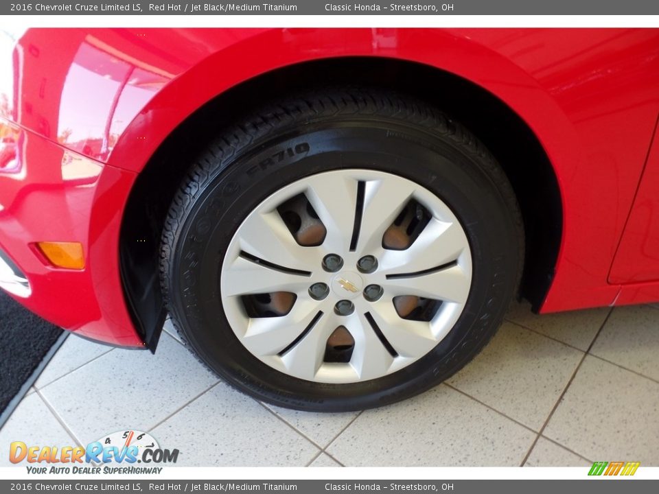 2016 Chevrolet Cruze Limited LS Red Hot / Jet Black/Medium Titanium Photo #31