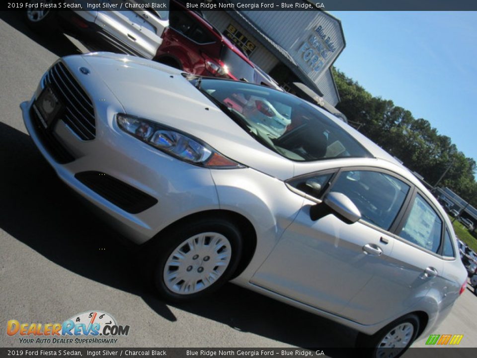 2019 Ford Fiesta S Sedan Ingot Silver / Charcoal Black Photo #28