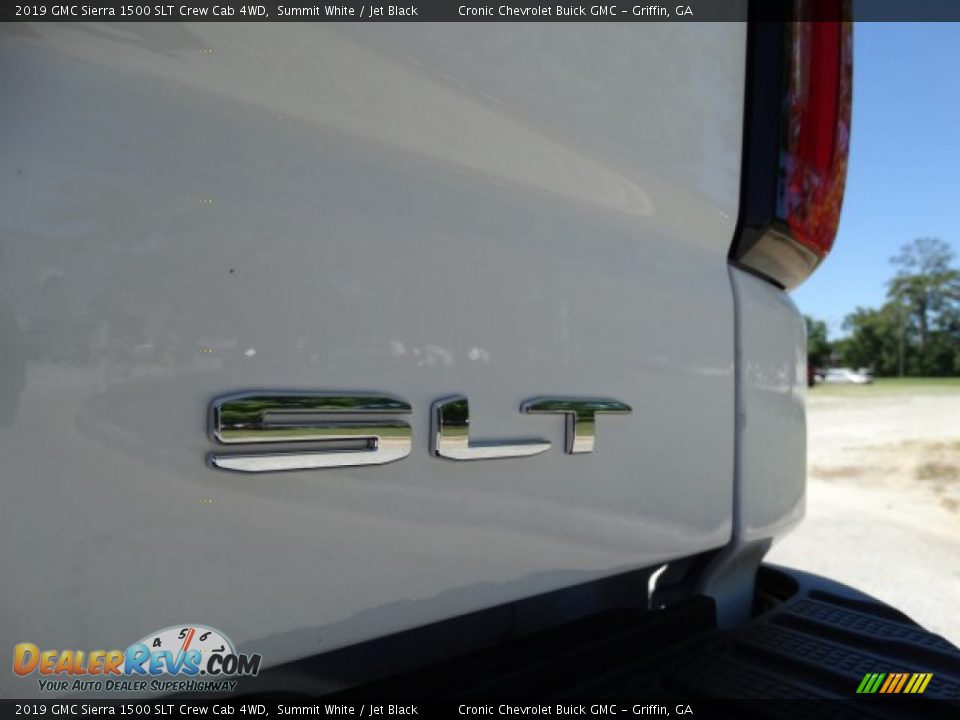 2019 GMC Sierra 1500 SLT Crew Cab 4WD Summit White / Jet Black Photo #10