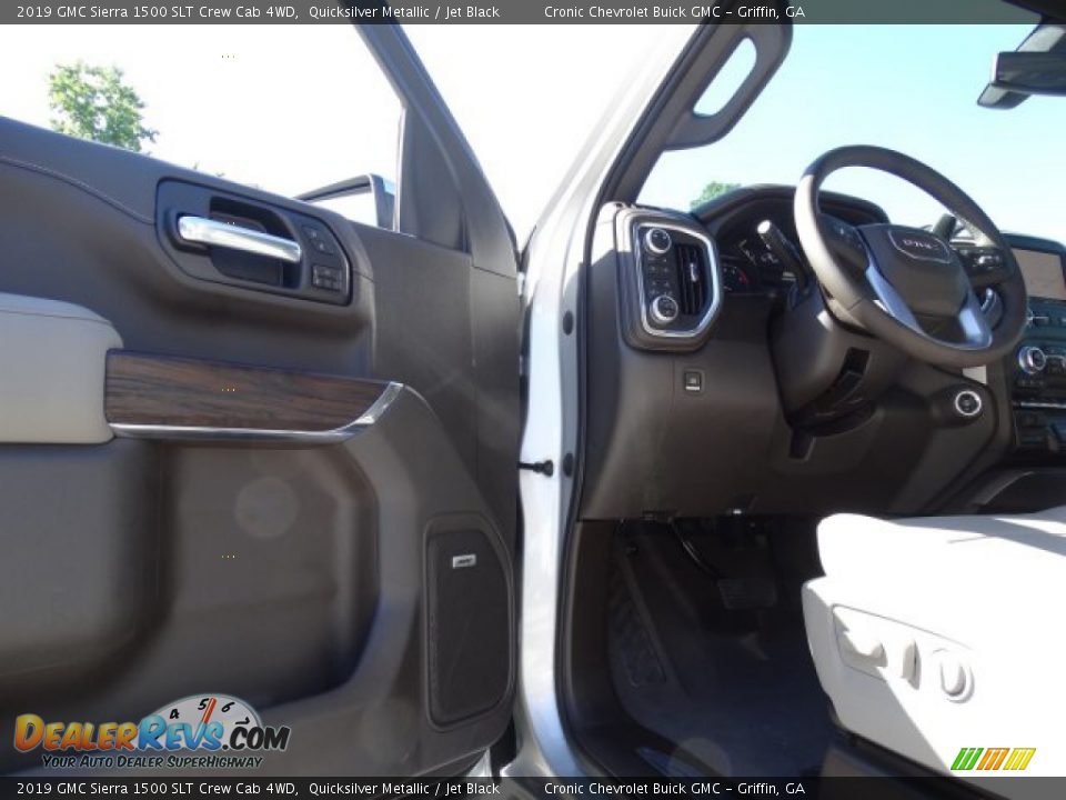 2019 GMC Sierra 1500 SLT Crew Cab 4WD Quicksilver Metallic / Jet Black Photo #13