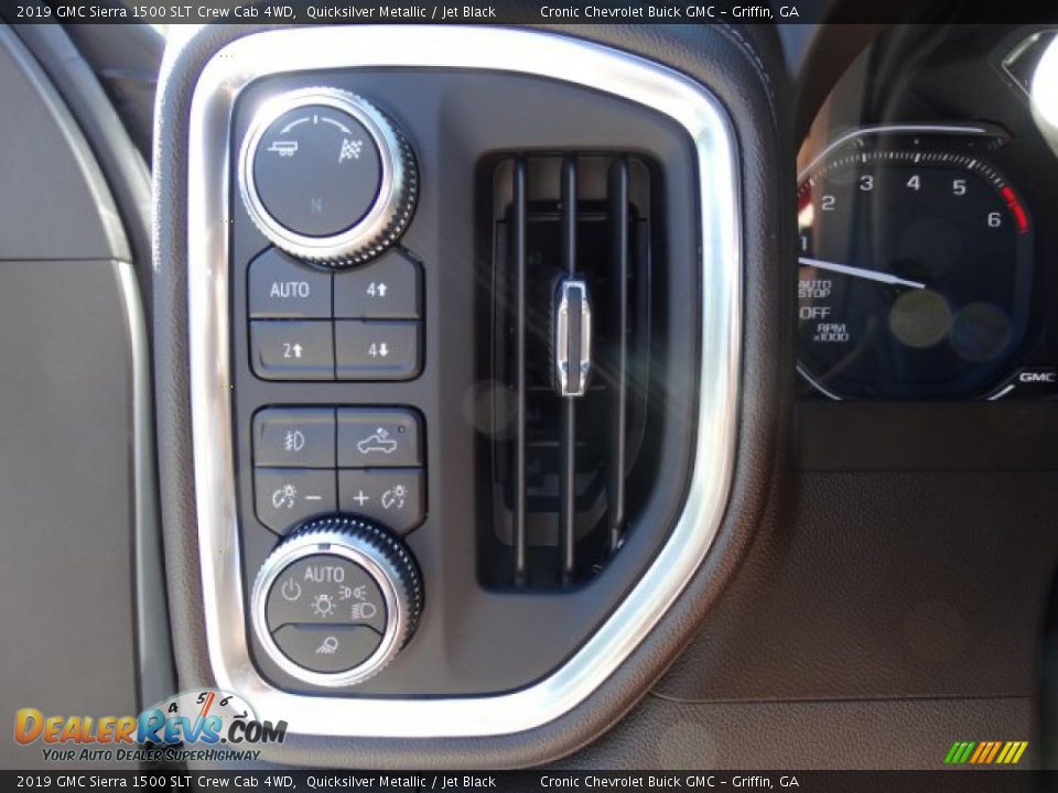 2019 GMC Sierra 1500 SLT Crew Cab 4WD Quicksilver Metallic / Jet Black Photo #18