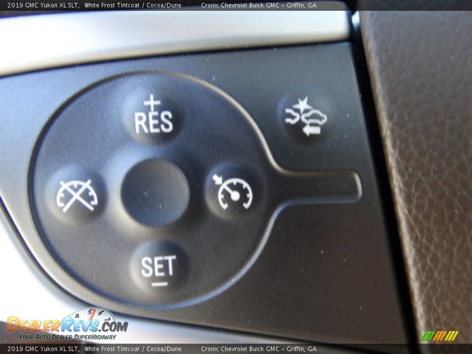 2019 GMC Yukon XL SLT White Frost Tintcoat / Cocoa/Dune Photo #16