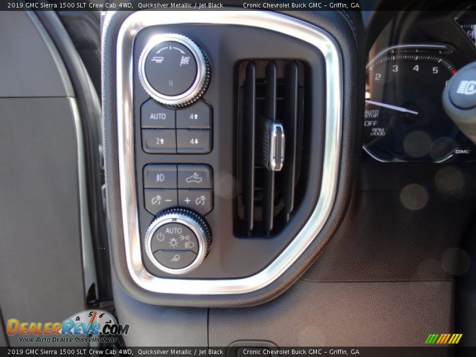 2019 GMC Sierra 1500 SLT Crew Cab 4WD Quicksilver Metallic / Jet Black Photo #18