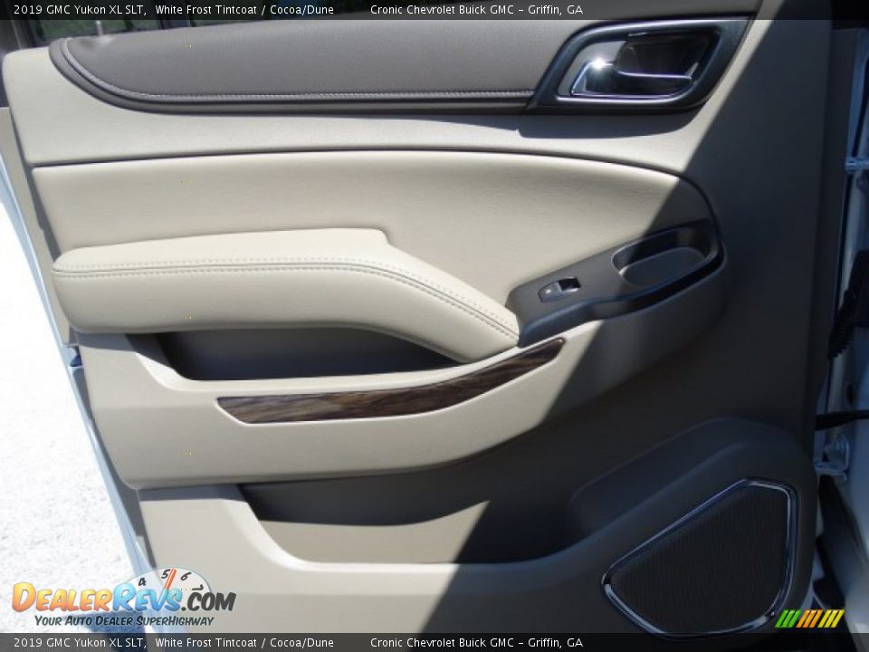 2019 GMC Yukon XL SLT White Frost Tintcoat / Cocoa/Dune Photo #23
