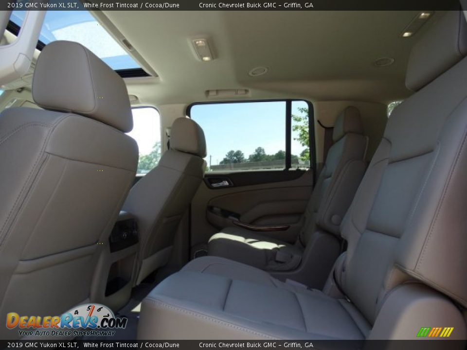 2019 GMC Yukon XL SLT White Frost Tintcoat / Cocoa/Dune Photo #24