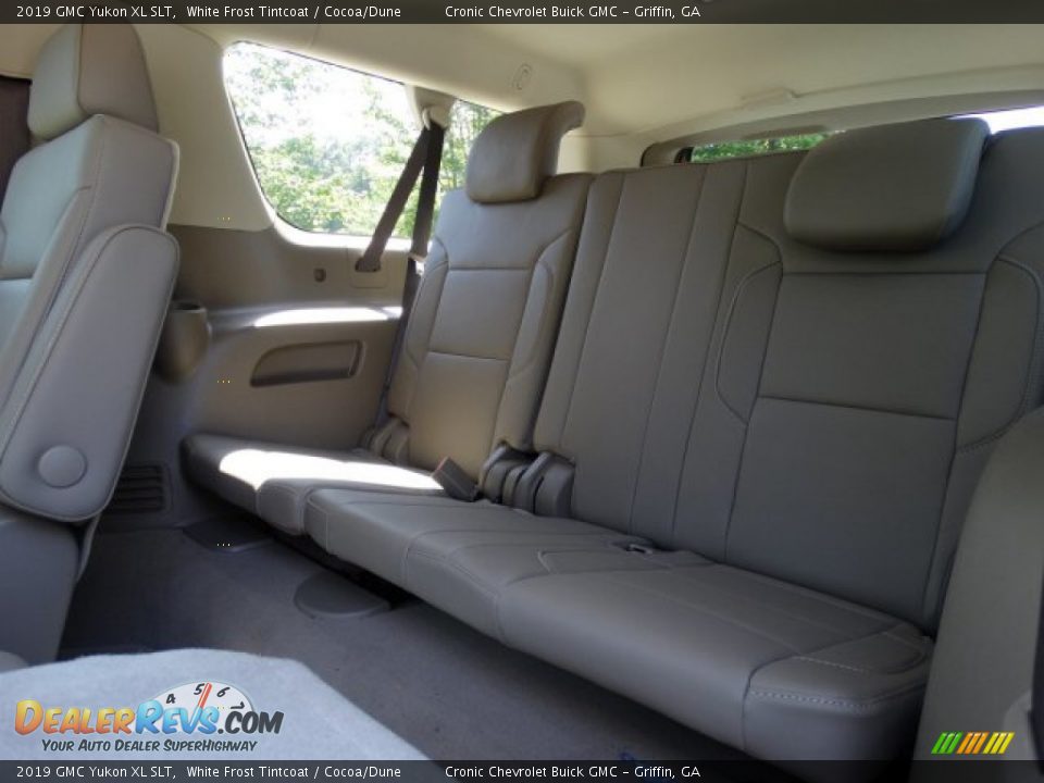2019 GMC Yukon XL SLT White Frost Tintcoat / Cocoa/Dune Photo #25