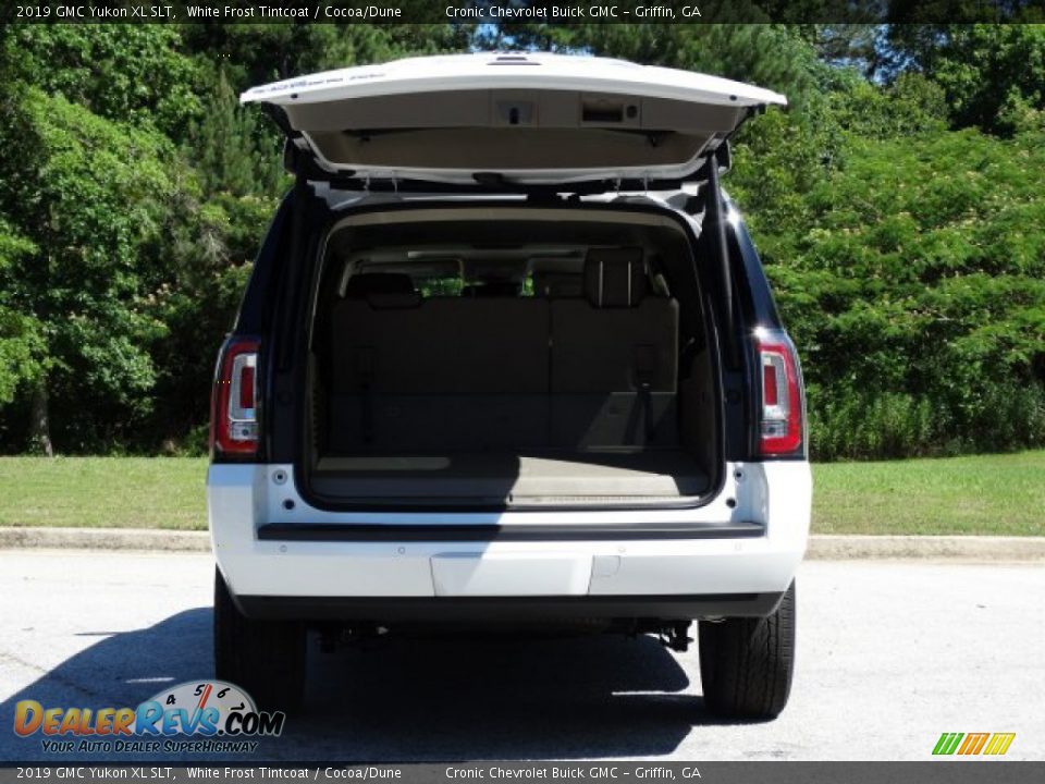 2019 GMC Yukon XL SLT White Frost Tintcoat / Cocoa/Dune Photo #28