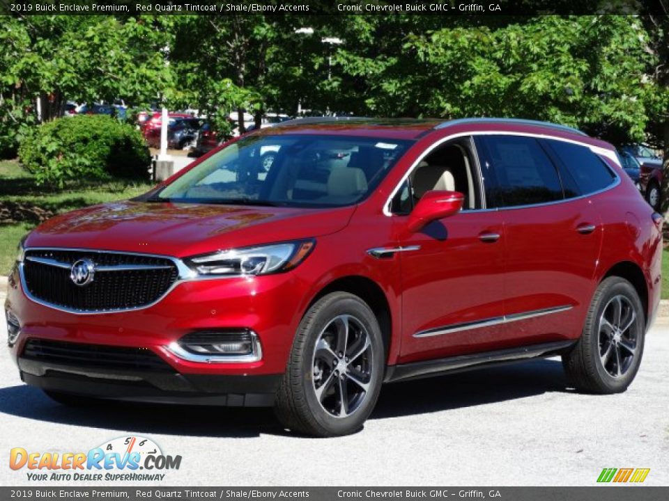 Front 3/4 View of 2019 Buick Enclave Premium Photo #5