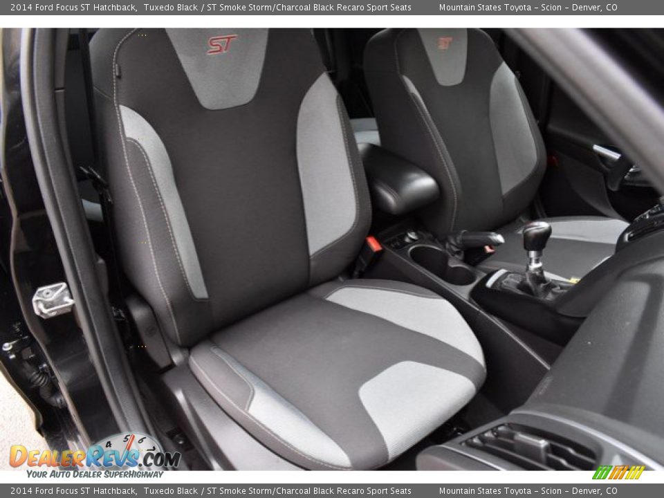 2014 Ford Focus ST Hatchback Tuxedo Black / ST Smoke Storm/Charcoal Black Recaro Sport Seats Photo #18