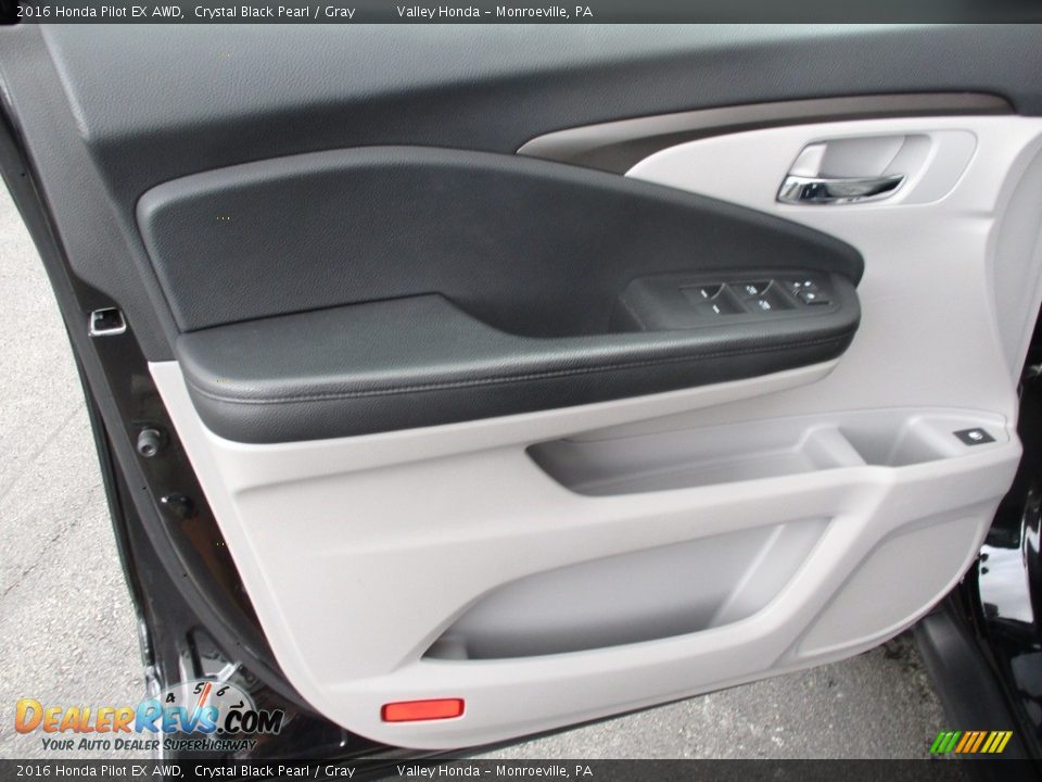 2016 Honda Pilot EX AWD Crystal Black Pearl / Gray Photo #10