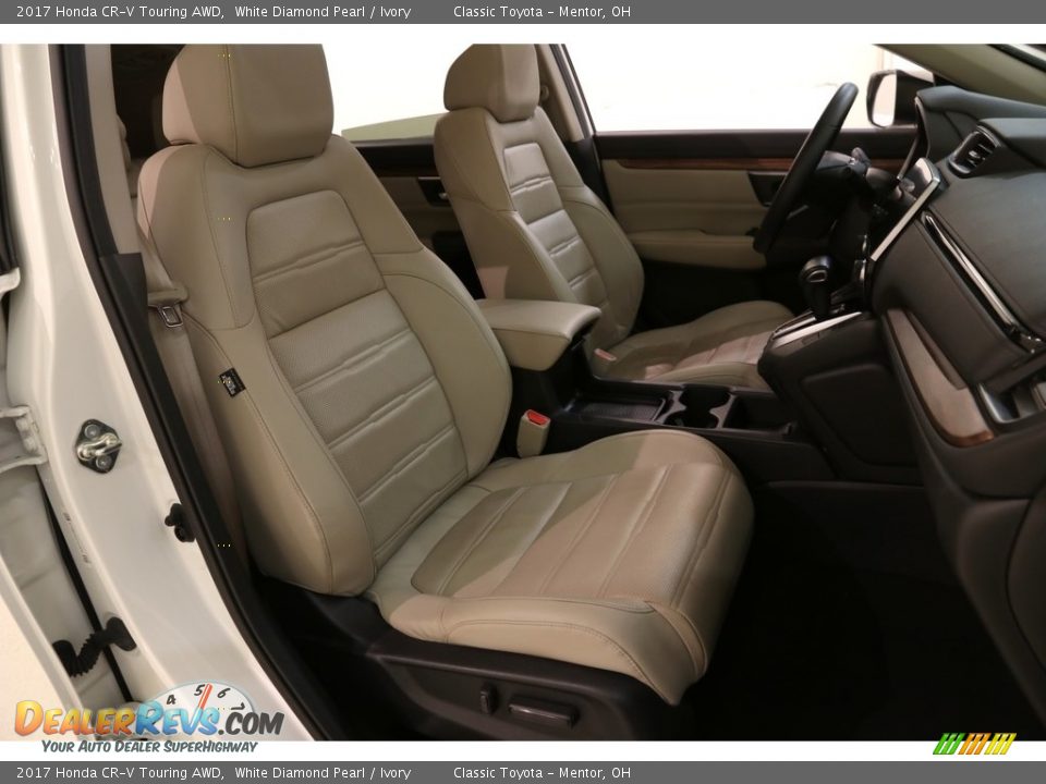 2017 Honda CR-V Touring AWD White Diamond Pearl / Ivory Photo #17