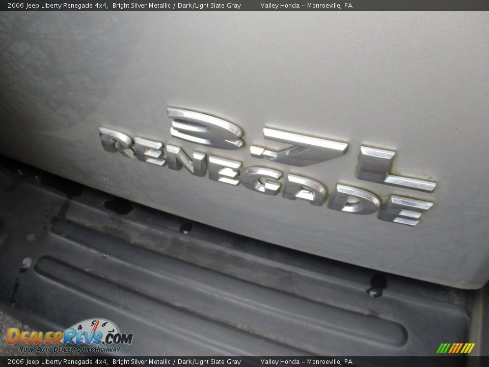 2006 Jeep Liberty Renegade 4x4 Bright Silver Metallic / Dark/Light Slate Gray Photo #6