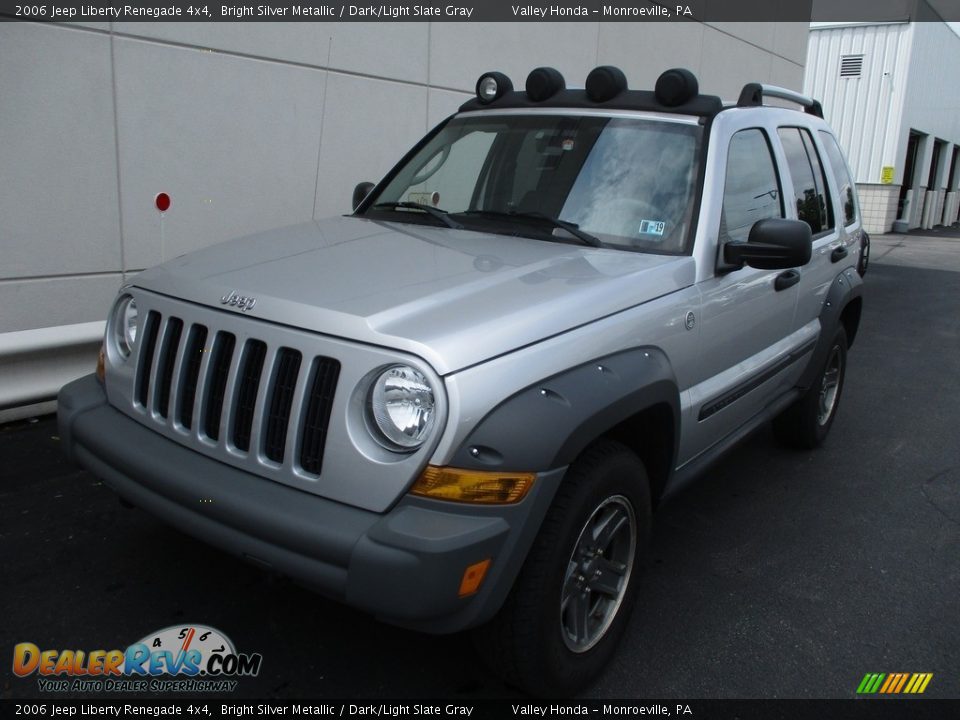 2006 Jeep Liberty Renegade 4x4 Bright Silver Metallic / Dark/Light Slate Gray Photo #9
