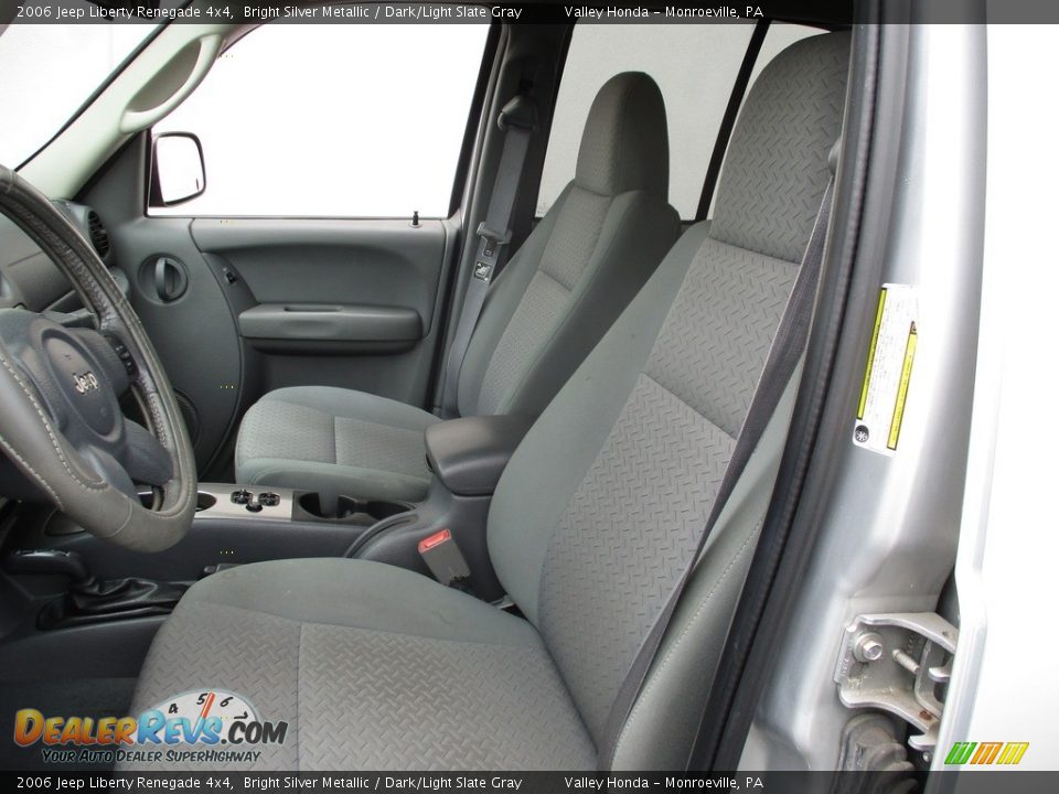 2006 Jeep Liberty Renegade 4x4 Bright Silver Metallic / Dark/Light Slate Gray Photo #13