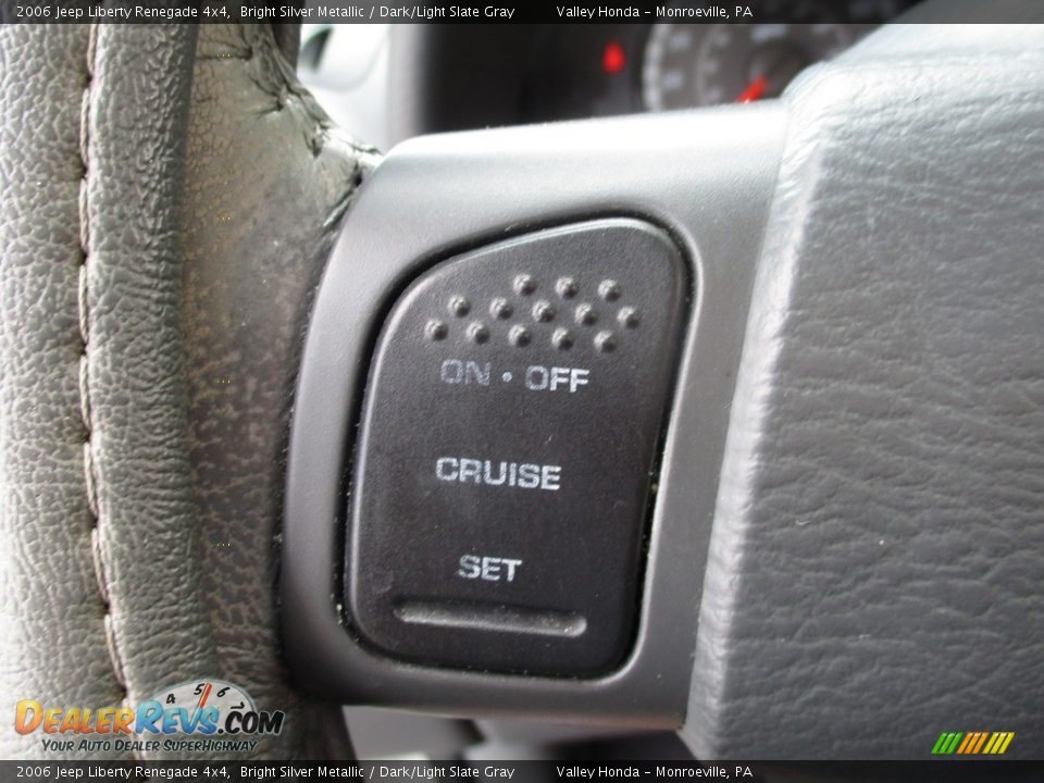 2006 Jeep Liberty Renegade 4x4 Bright Silver Metallic / Dark/Light Slate Gray Photo #18