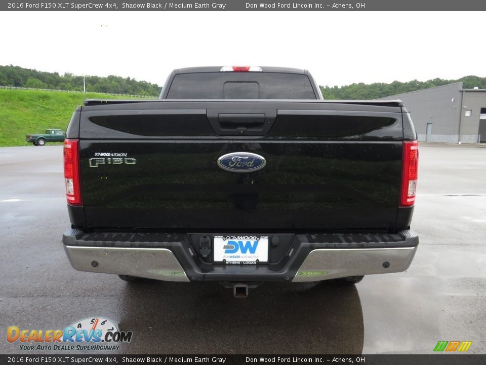 2016 Ford F150 XLT SuperCrew 4x4 Shadow Black / Medium Earth Gray Photo #11