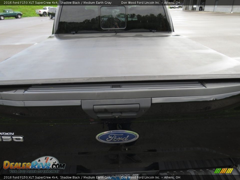 2016 Ford F150 XLT SuperCrew 4x4 Shadow Black / Medium Earth Gray Photo #12