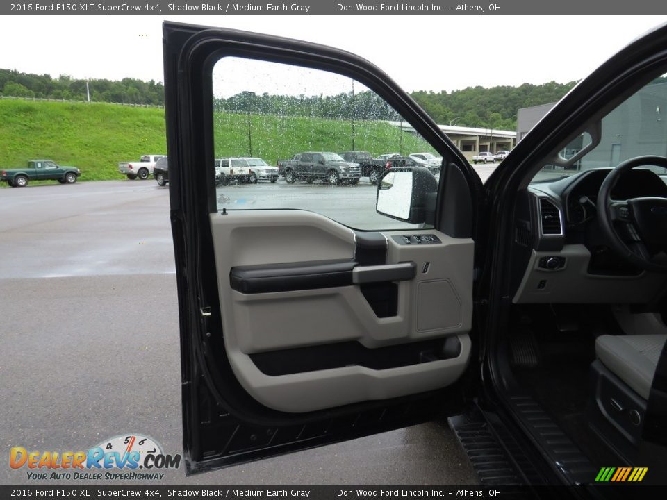 2016 Ford F150 XLT SuperCrew 4x4 Shadow Black / Medium Earth Gray Photo #19