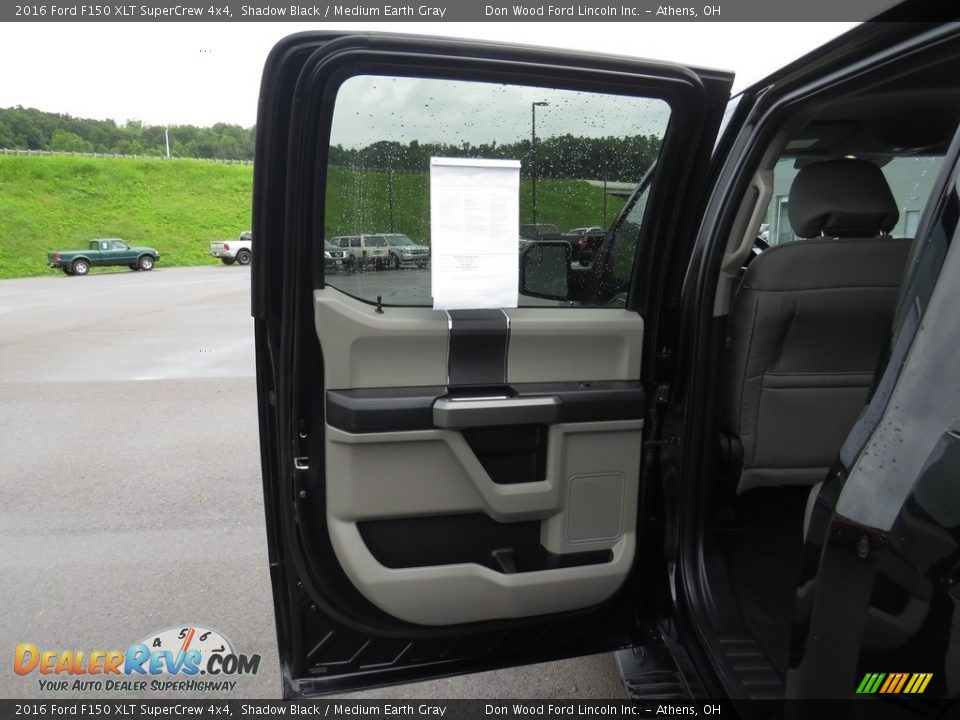 2016 Ford F150 XLT SuperCrew 4x4 Shadow Black / Medium Earth Gray Photo #23
