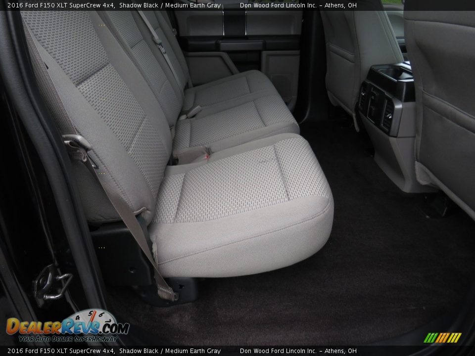 2016 Ford F150 XLT SuperCrew 4x4 Shadow Black / Medium Earth Gray Photo #26