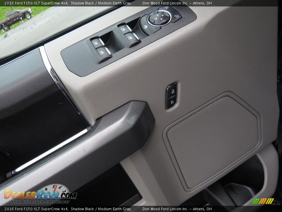 2016 Ford F150 XLT SuperCrew 4x4 Shadow Black / Medium Earth Gray Photo #30