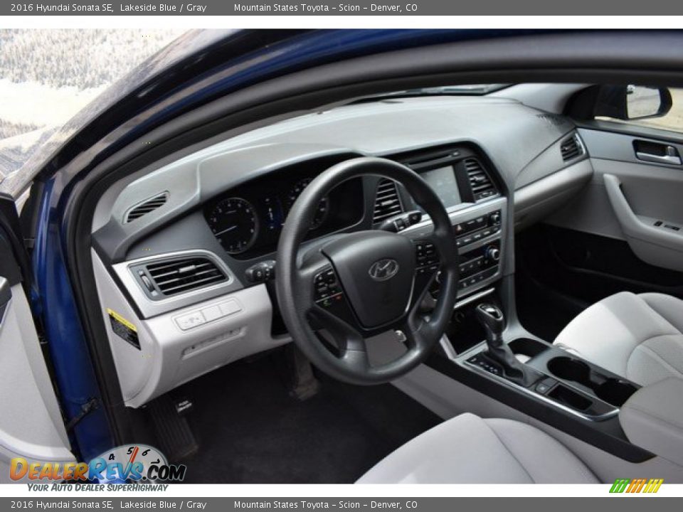2016 Hyundai Sonata SE Lakeside Blue / Gray Photo #10