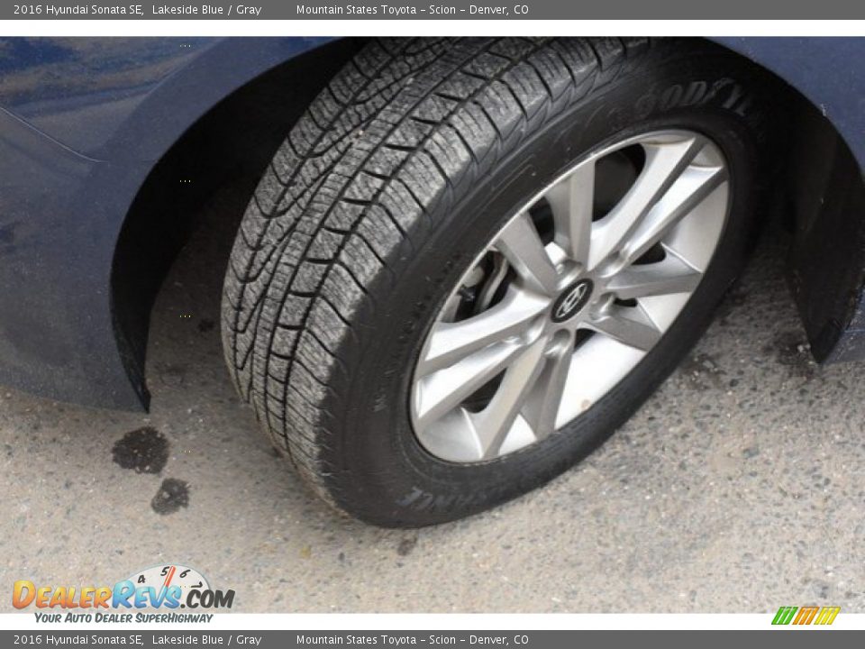 2016 Hyundai Sonata SE Lakeside Blue / Gray Photo #28