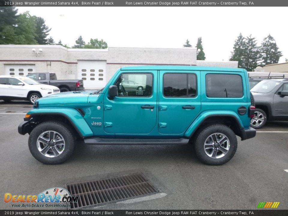 2019 Jeep Wrangler Unlimited Sahara 4x4 Bikini Pearl / Black Photo #2