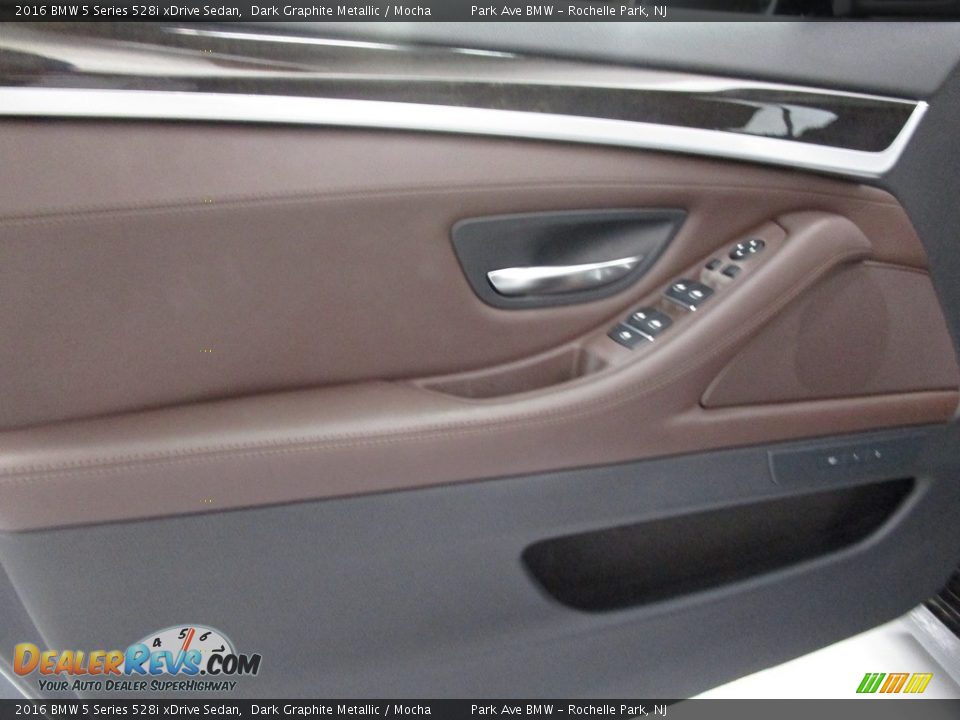 2016 BMW 5 Series 528i xDrive Sedan Dark Graphite Metallic / Mocha Photo #5