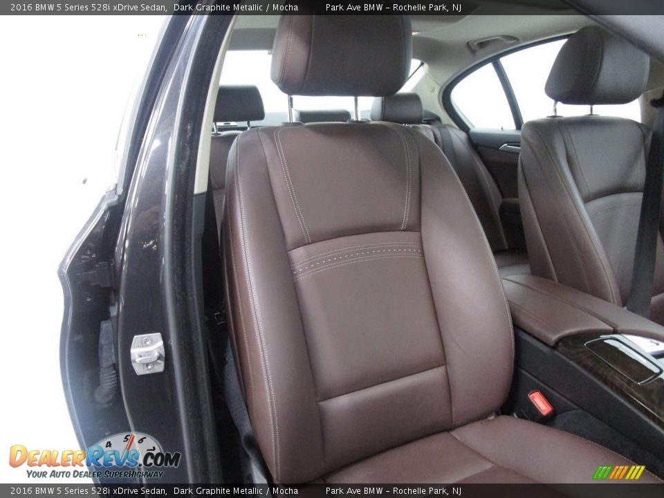 2016 BMW 5 Series 528i xDrive Sedan Dark Graphite Metallic / Mocha Photo #12