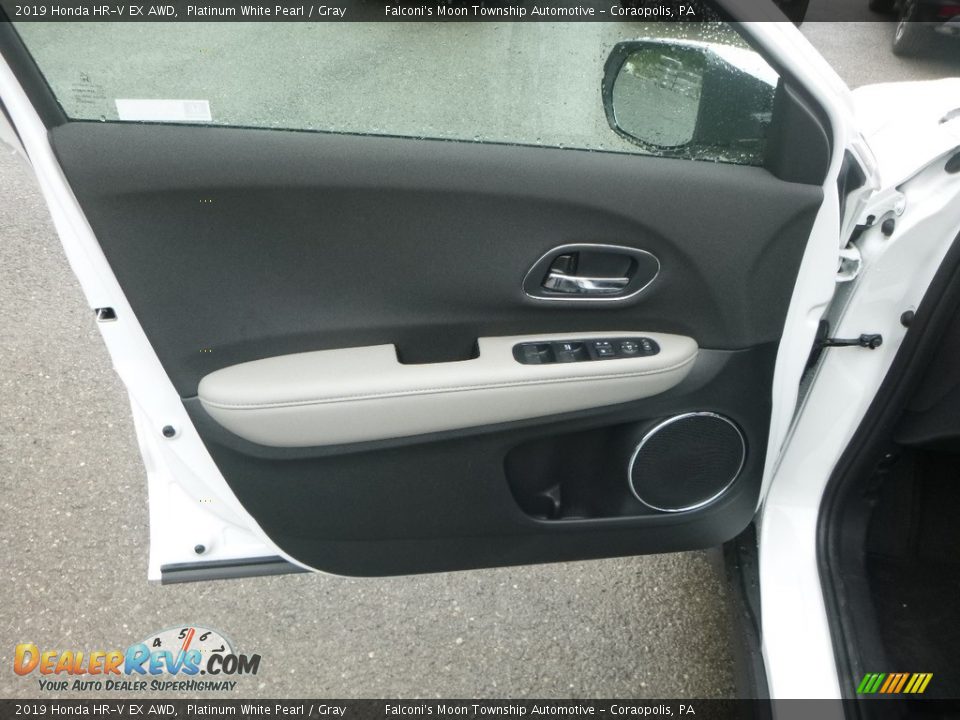 2019 Honda HR-V EX AWD Platinum White Pearl / Gray Photo #11