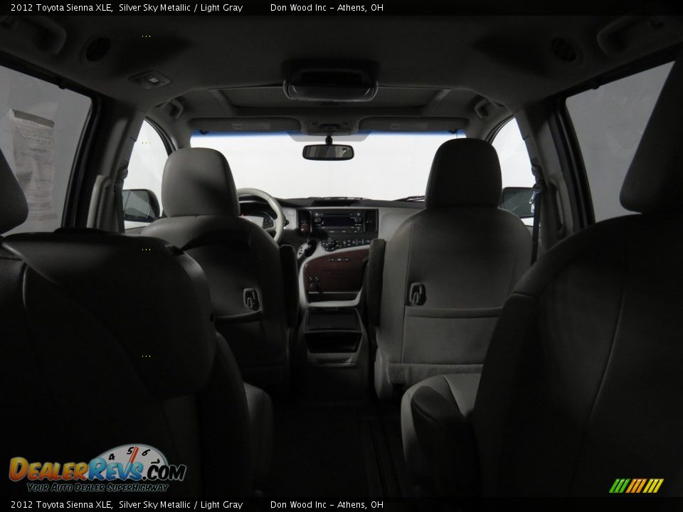 2012 Toyota Sienna XLE Silver Sky Metallic / Light Gray Photo #15