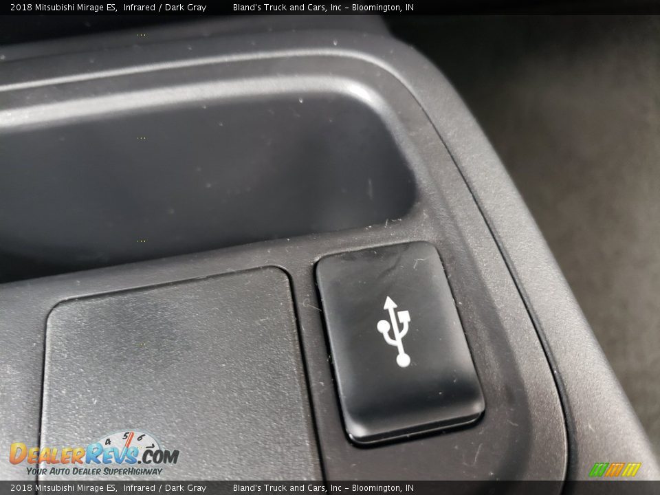 2018 Mitsubishi Mirage ES Infrared / Dark Gray Photo #18