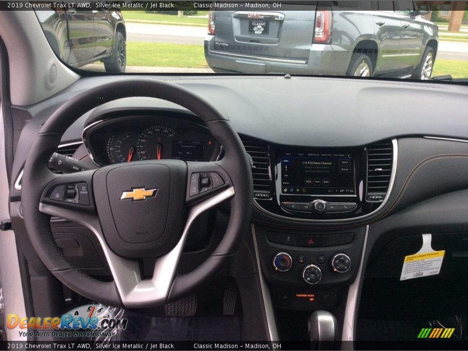 2019 Chevrolet Trax LT AWD Silver Ice Metallic / Jet Black Photo #17