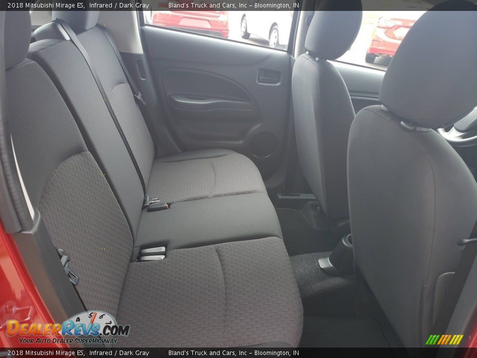 2018 Mitsubishi Mirage ES Infrared / Dark Gray Photo #32
