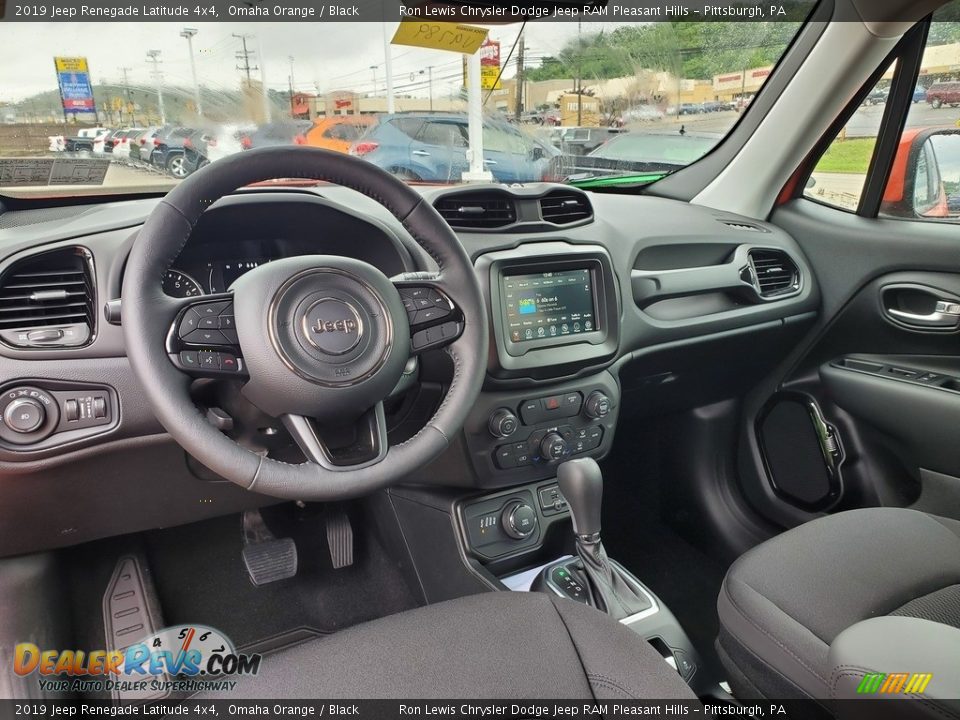 Black Interior - 2019 Jeep Renegade Latitude 4x4 Photo #13