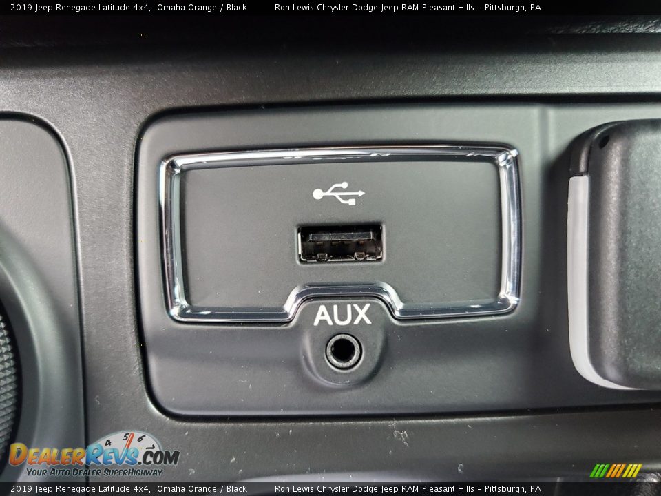 2019 Jeep Renegade Latitude 4x4 Omaha Orange / Black Photo #19