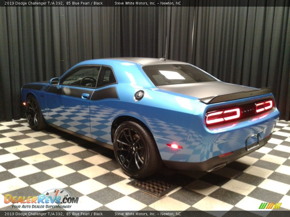 2019 Dodge Challenger T/A 392 B5 Blue Pearl / Black Photo #8